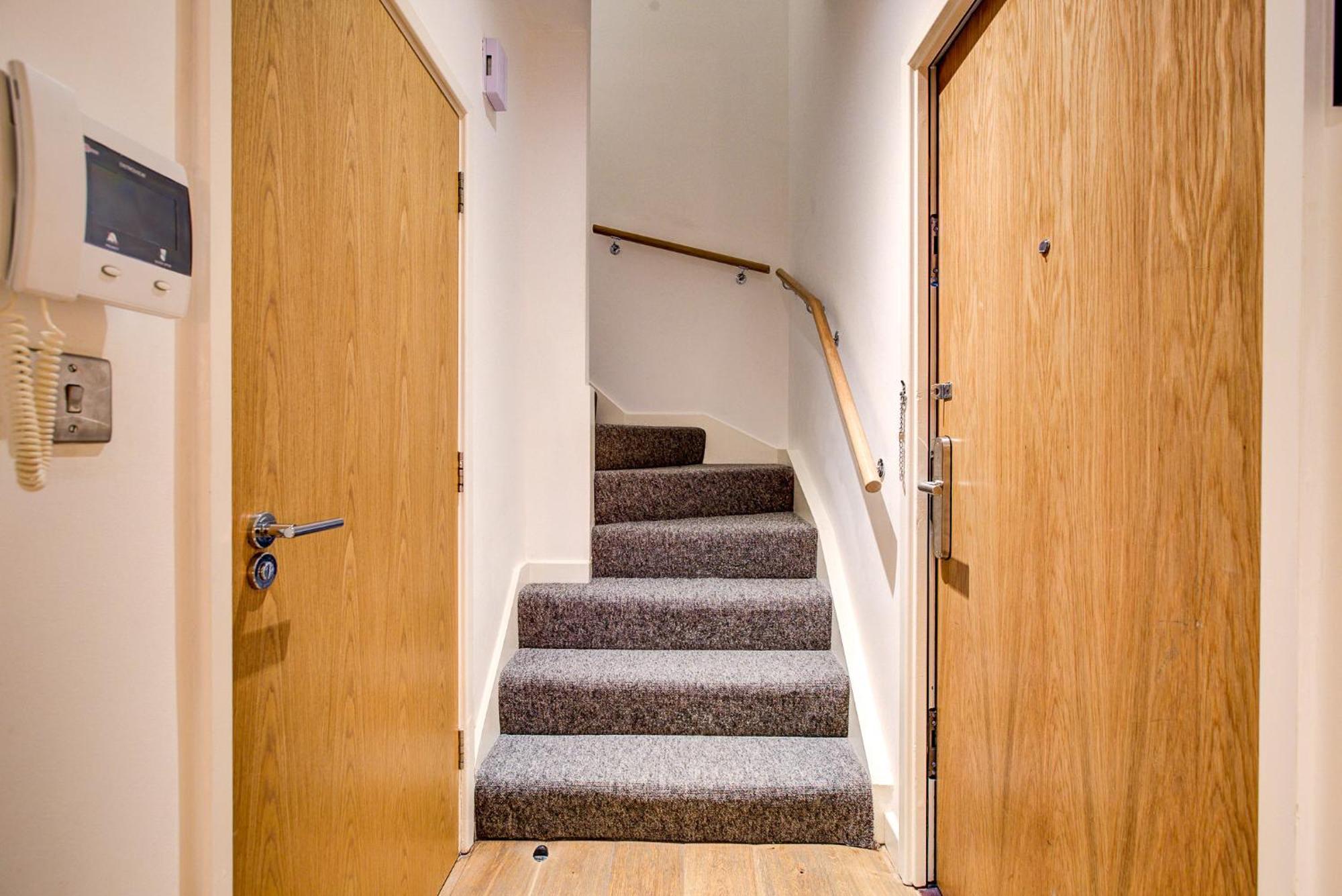 Apartament Hybrid Resi Greenwich Near O2 Arena