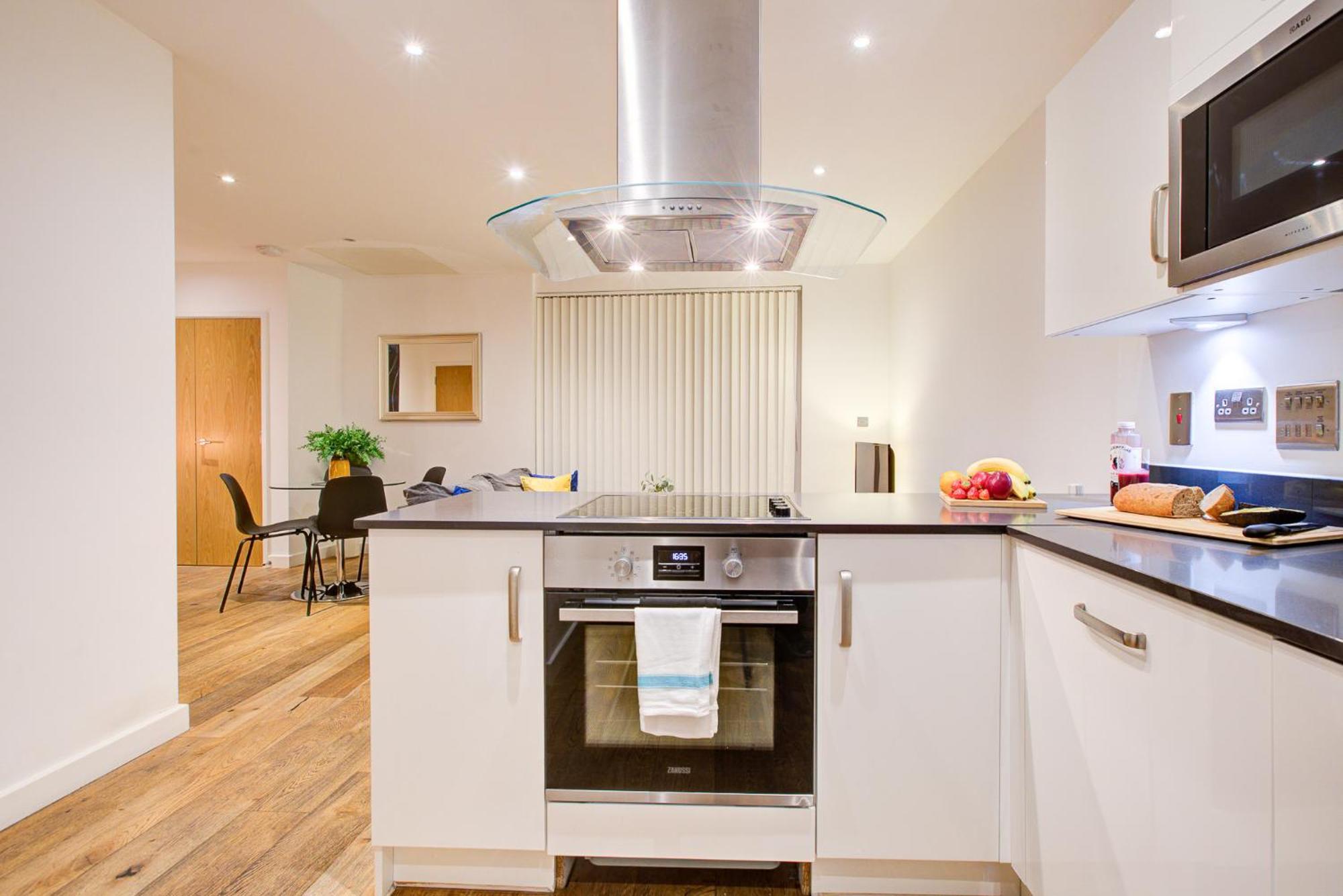 Hybrid Resi Greenwich Near O2 Arena Apartament