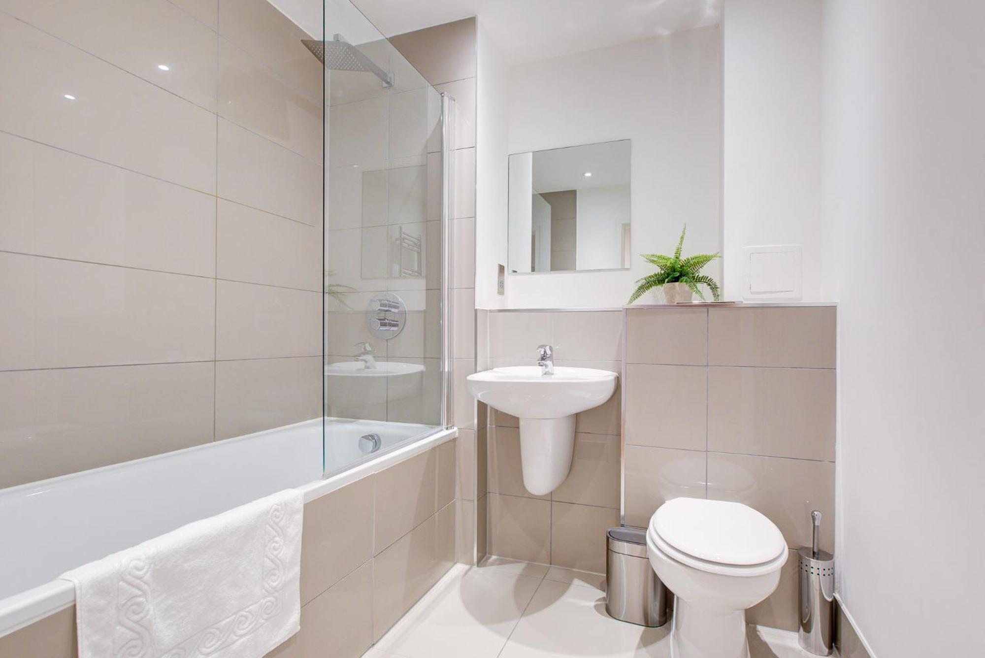 Hybrid Resi Greenwich Near O2 Arena Apartament *
