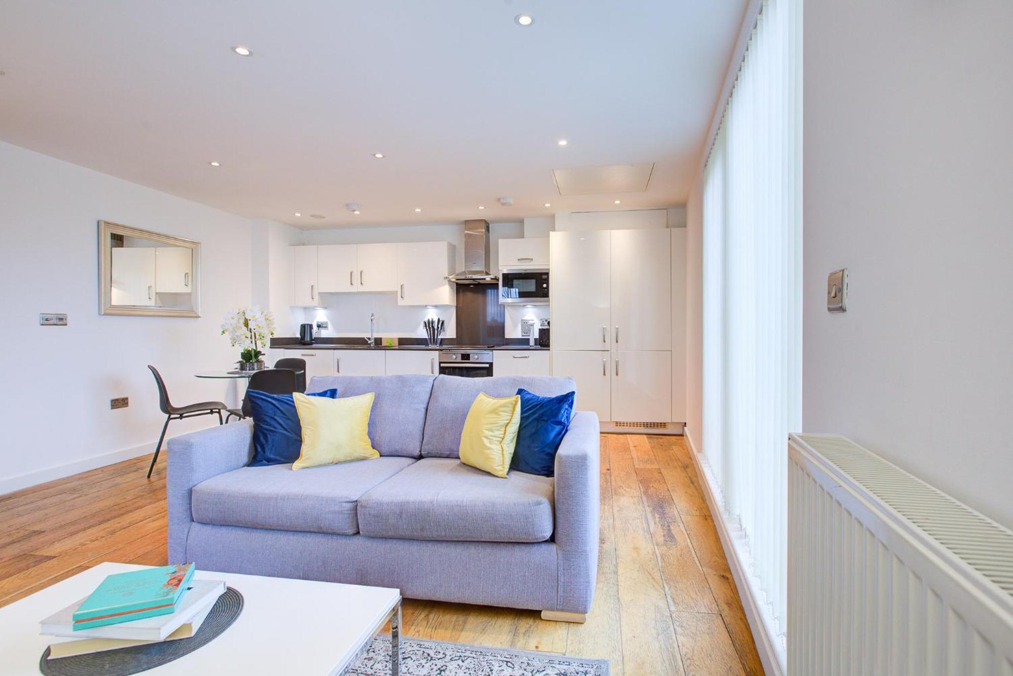 Hybrid Resi Greenwich Near O2 Arena Apartament *