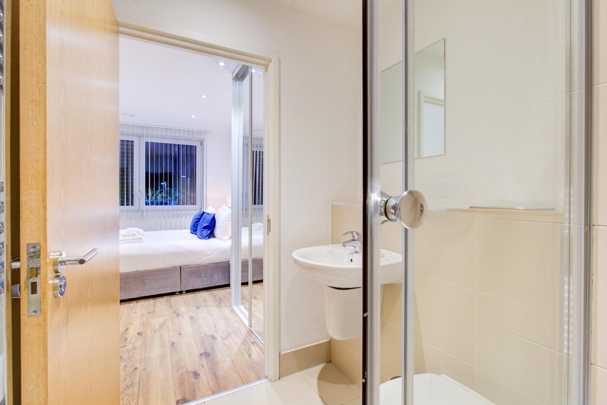 Apartament Hybrid Resi Greenwich Near O2 Arena *