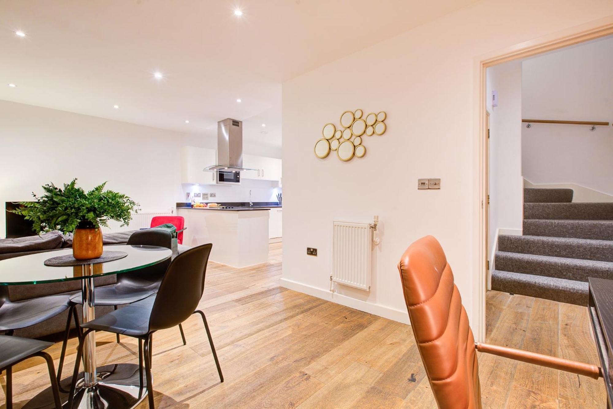 Apartament Hybrid Resi Greenwich Near O2 Arena Londra